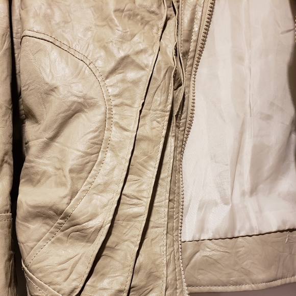 2 for $20 - Tan colour Jacket - Picture 3 of 5